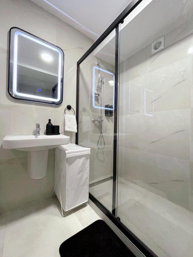 Sunlight Luxe Apartment Skopje Extérieur photo